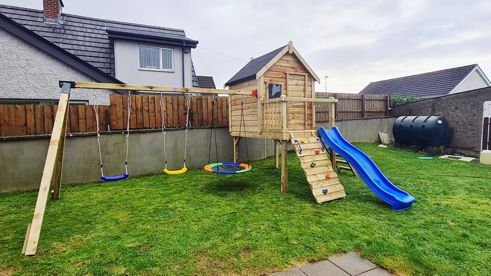 Otters Cottage Playhouse - Best for Young Kids - Image 11