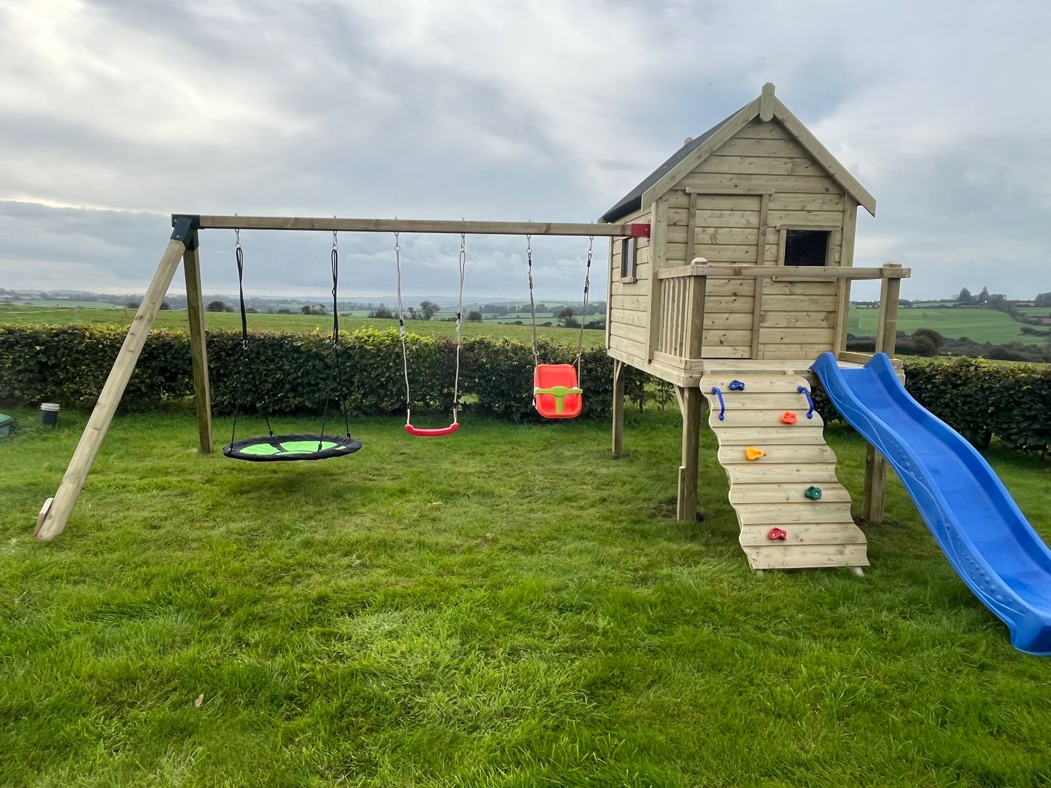 Otters Cottage Playhouse - Best for Young Kids - Image 10