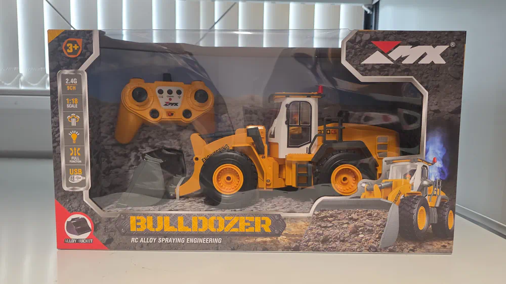 ZMX Engineering Bulldozer Toy with Remote Control - Image 4
