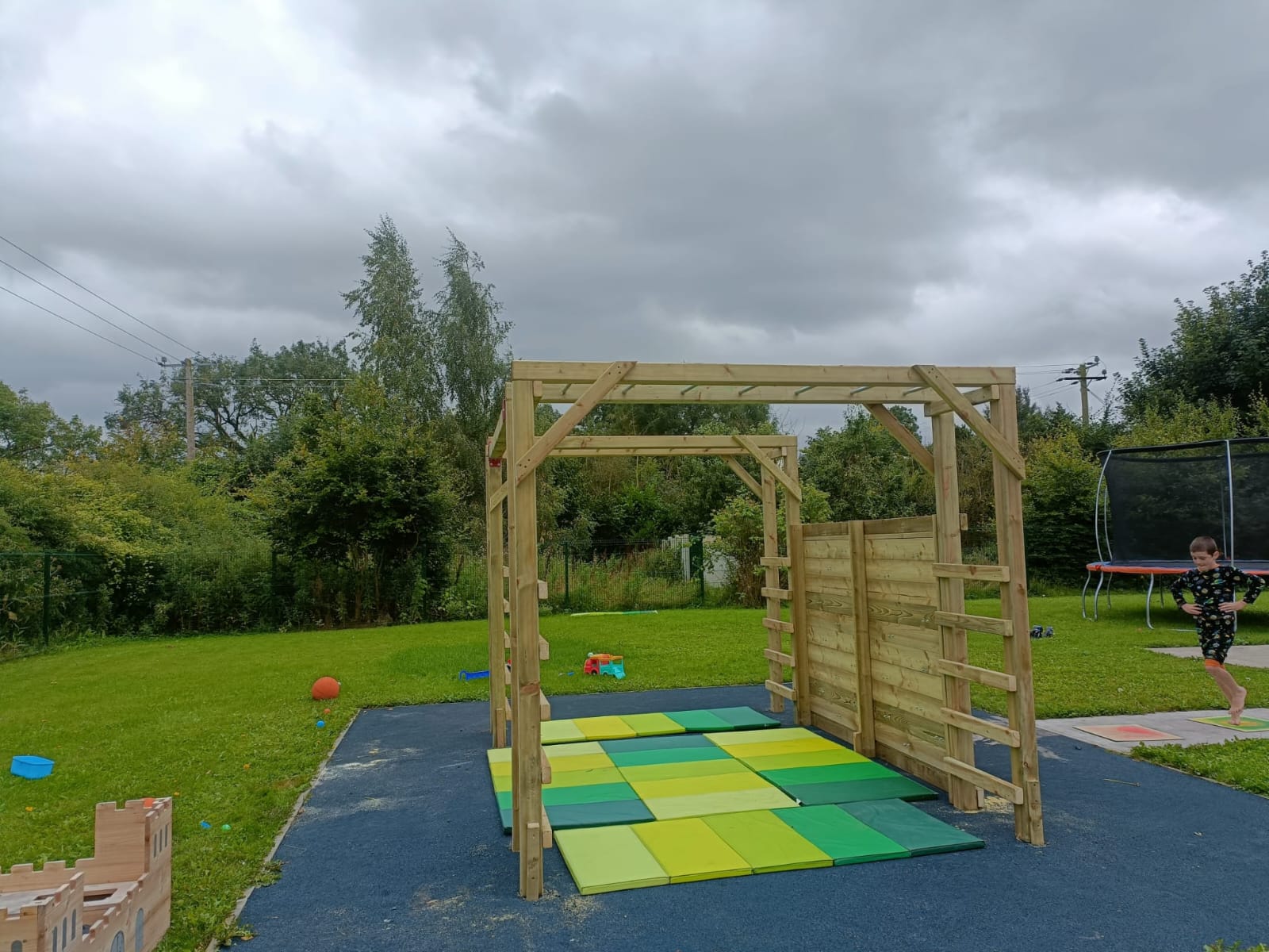 Gym Cube - Outdoor gym frame for kids & teens - Image 6