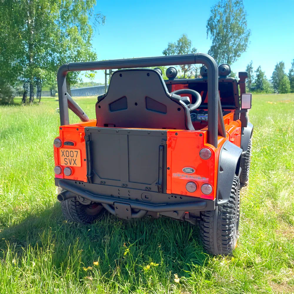 Land Rover Defender - Image 19