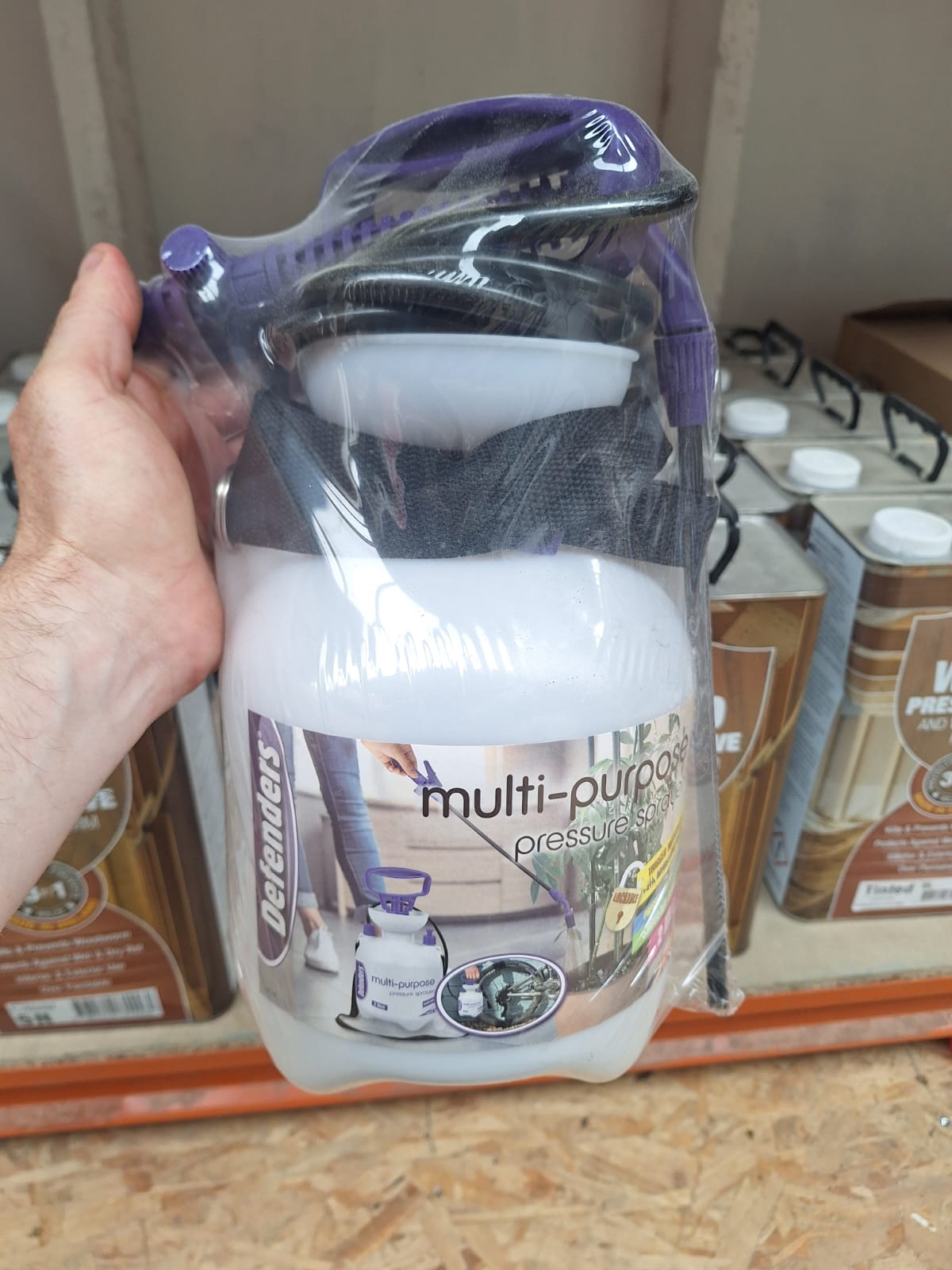 Defenders Multi-Purpose Pump Action Home & Garden Pressure Sprayer - 2Ltr - Image 2