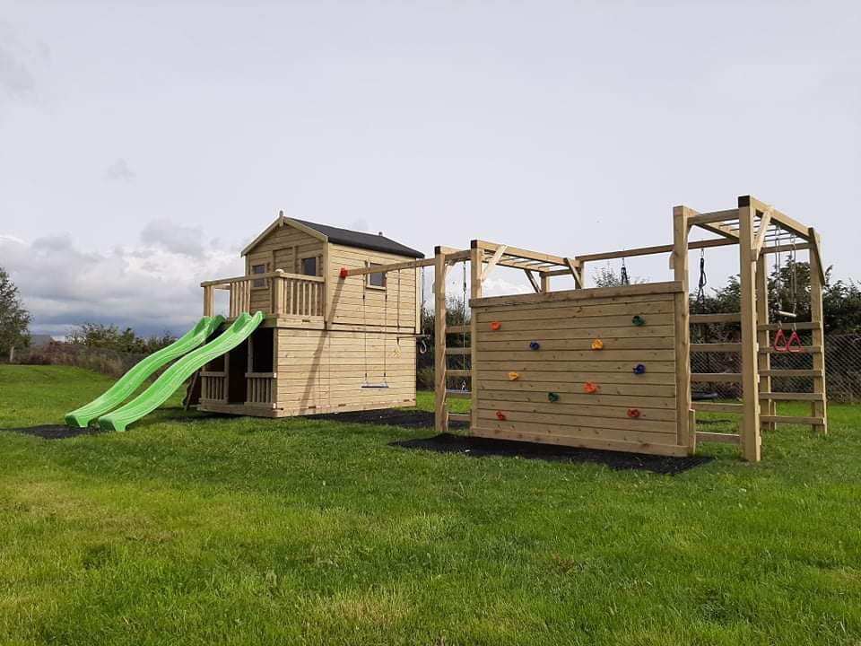 7x7 Otters Cottage Closed in Bottom with Gym Frame