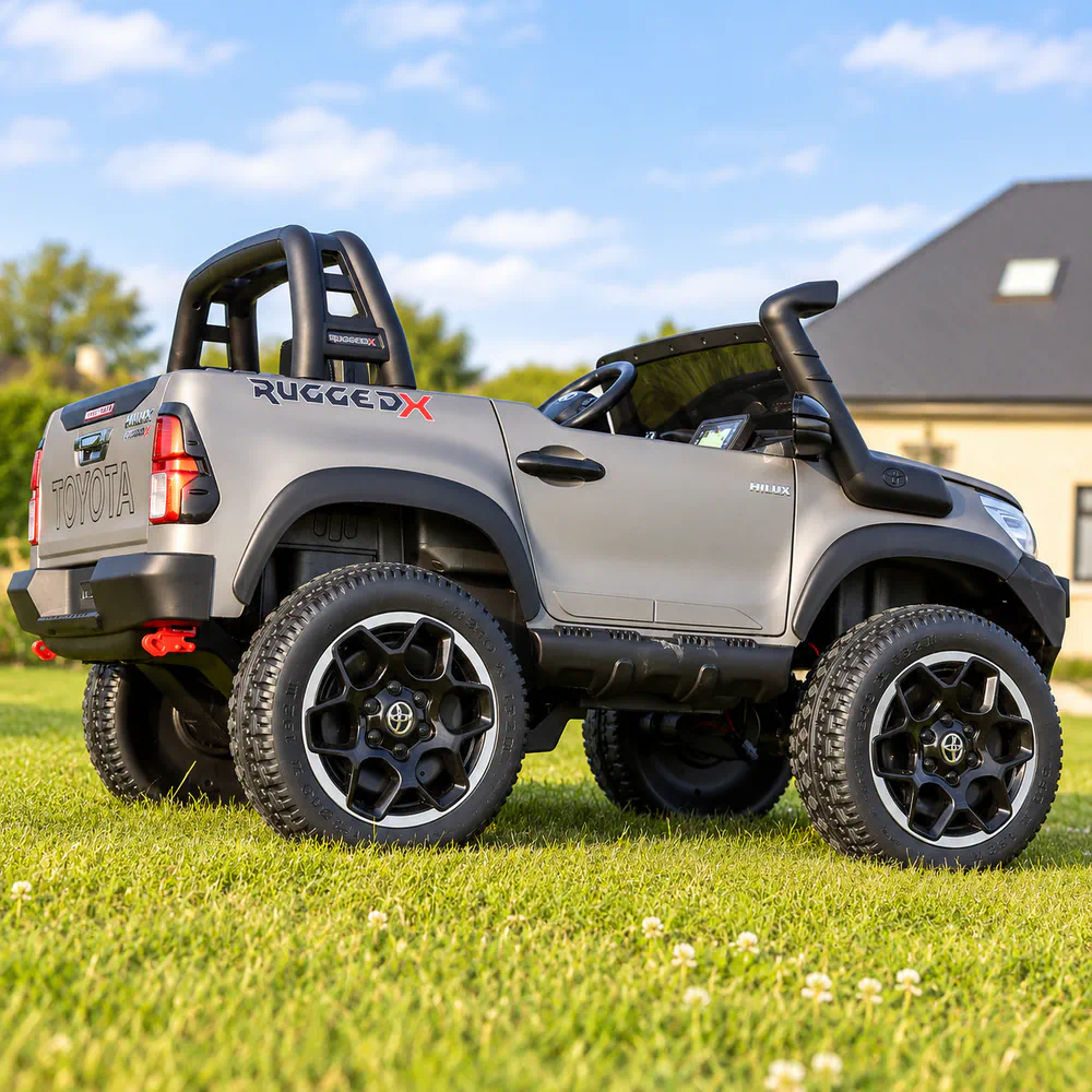 Toyato Hilux - Image 13