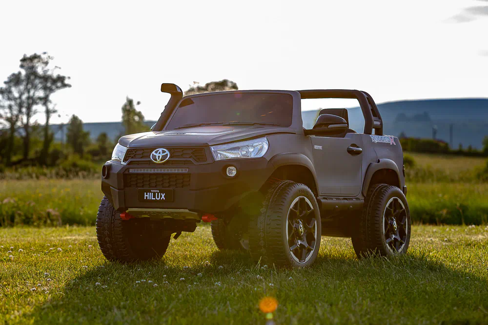 Toyato Hilux - Image 17