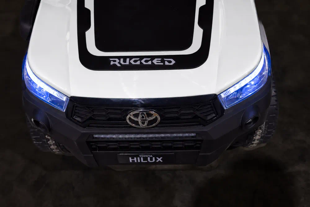 Toyato Hilux - Image 29